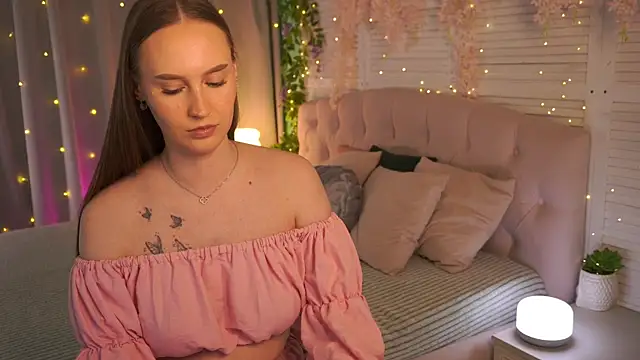 ViMilka online show from March 2026 12:00:01 PM