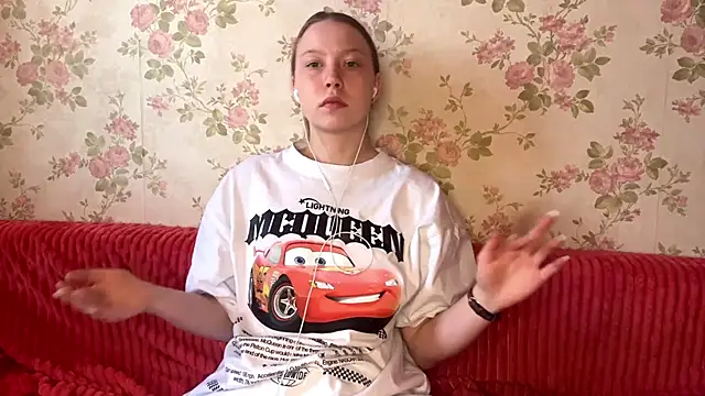 EleneShedden online show from March 2026 09:25:01 AM