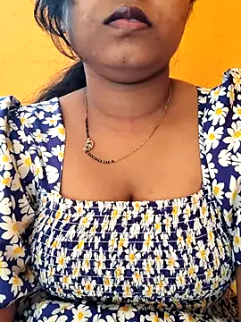 hotmiki online show from April 2026 10:42:01 AM