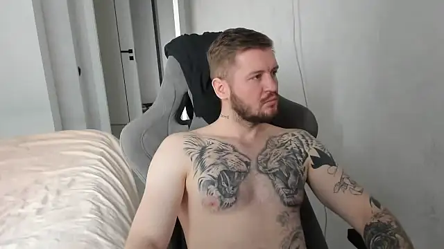 pinkbodnar online show from April 2026 02:43:01 PM