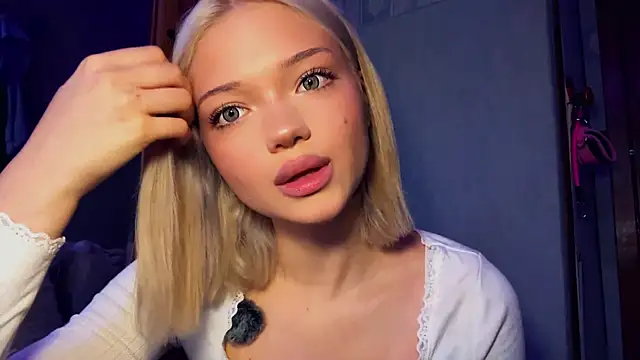 StacyChocopay online show from March 2026 04:02:02 AM