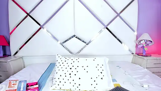 Megan Dangelo online show from March 2026 04:54:01 PM