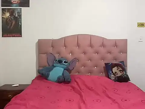 sakuraluna  online show from March 2026 12:28:01 AM