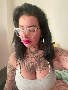 jenypr1ncess online show from April 2026 03:04:02 PM