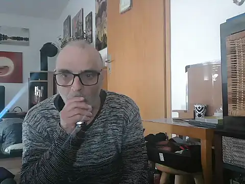 Thomate24 online show from March 2026 08:14:02 AM