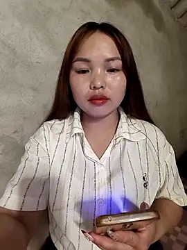 Snapshot of Mina_xYx chatting on April 2026 12:29:02 PM Mina xYx online show from April 2026 12:29:02 PM
