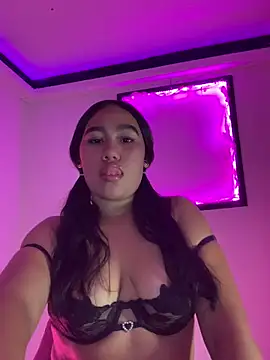 Snapshot of Alexia-bunny chatting on March 2026 05:00:02 AM Alexia-bunny online show from March 2026 05:00:02 AM