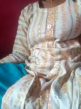 Mona ji32 online show from April 2026 11:25:01 AM