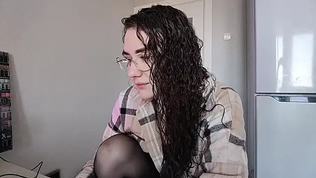 LaritaTocchio online show from April 2026 07:06:01 AM