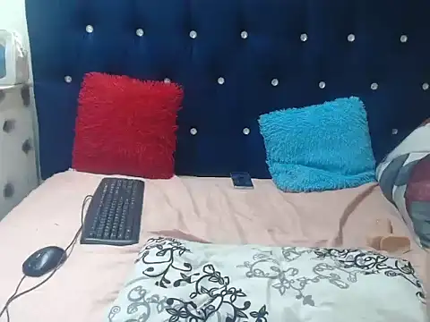 Barbiedollc online show from April 2026 10:59:01 PM