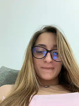 BiancaCharm online show from April 2026 09:39:33 PM