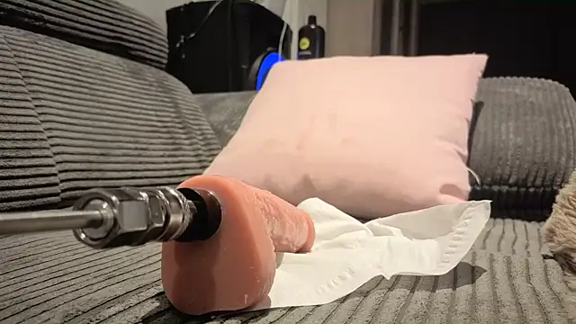 jessebell2003 online show from April 2026 07:58:02 PM