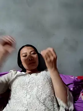 Leiley 98 online show from March 2026 01:48:01 PM