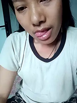 Leiley 98 online show from April 2026 01:19:01 AM