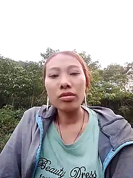 Snapshot of Leiley_98 chatting on May 2026 11:40:02 AM Leiley 98 online show from May 2026 11:40:02 AM