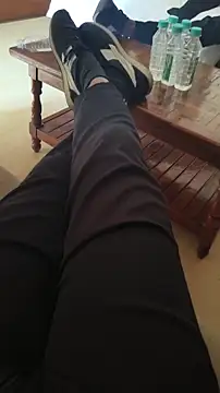 xyz 2giT online show from April 2026 03:50:02 AM