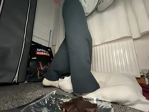 bimboiiii online show from March 2026 10:04:01 PM