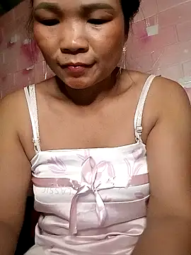 maymay121 online show from April 2026 02:47:02 PM