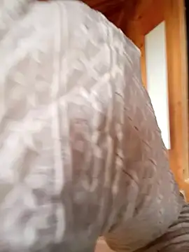 Abi-ni online show from April 2026 12:36:02 AM