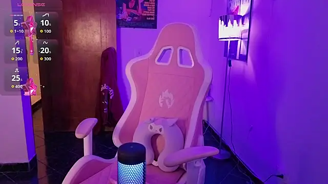 Oliviasims online show from April 2026 09:49:02 PM