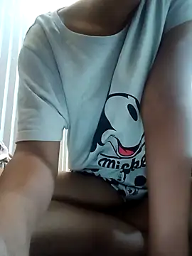 Candyy crushh online show from April 2026 10:32:01 AM