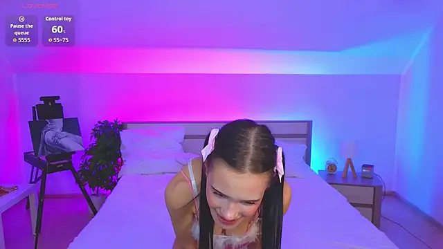 Deibora online show from April 2026 11:00:02 AM