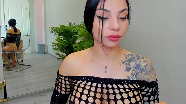 MissSiennaa online show from March 2026 07:00:02 AM