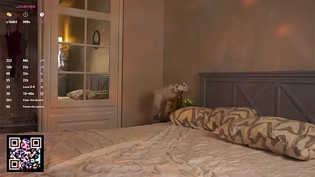 MarieCalligaro online show from April 2026 07:58:01 PM