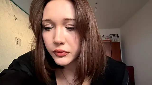 kiravings online show from April 2026 02:25:01 PM