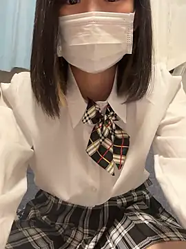 Mika-chan online show from April 2026 02:44:01 PM