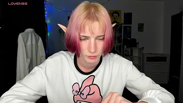 sweet peach    online show from April 2026 03:12:01 PM