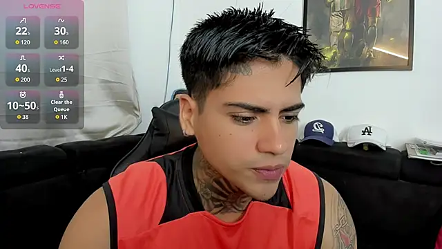 sweetlatinoboy online show from March 2026 11:16:02 AM