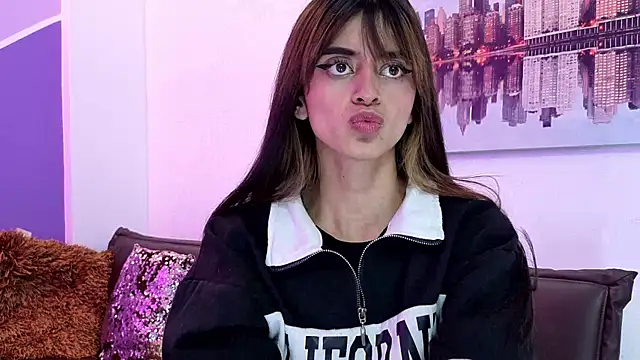 Sofy Durand online show from March 2026 12:05:02 PM