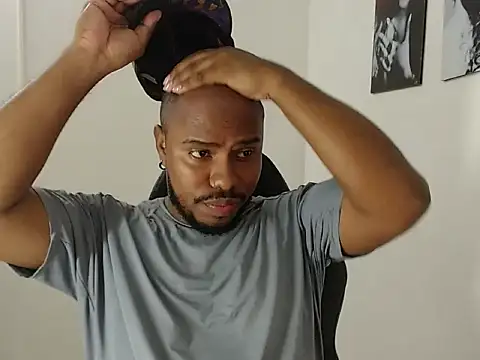 Alessandro Hamed online show from April 2026 01:39:01 PM