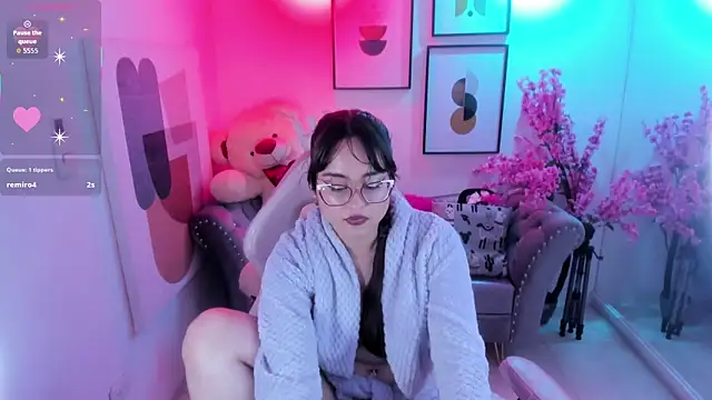 Shady bug online show from April 2026 05:45:02 AM