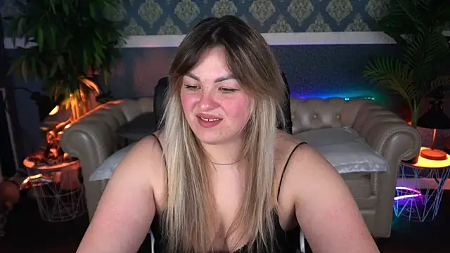 AlissyaGrayy online show from April 2026 12:43:01 PM