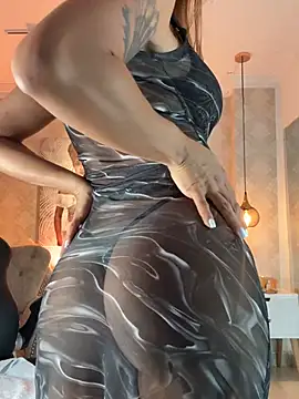 SERENAA   online show from April 2026 03:39:01 AM