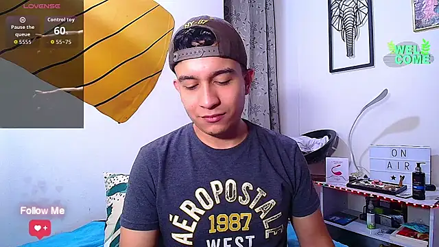 Snapshot of Max_Parkerr chatting on March 2026 06:01:01 PM Max Parkerr online show from March 2026 06:01:01 PM