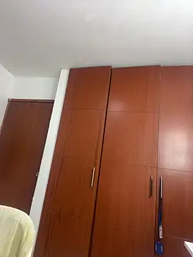 LinaEvansonn online show from April 2026 03:09:01 AM