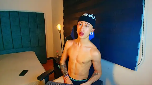 Yoshua Smith online show from April 2026 07:37:01 PM