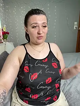 Taya lips online show from March 2026 06:52:01 PM