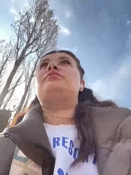 Taya lips online show from March 2026 06:47:01 AM