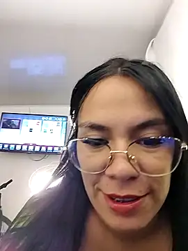 Scarleth moon online show from April 2026 05:41:01 AM