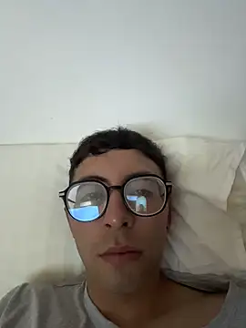 LeonBlazze online show from March 2026 11:49:01 AM