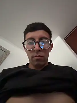 LeonBlazze online show from March 2026 01:49:02 PM