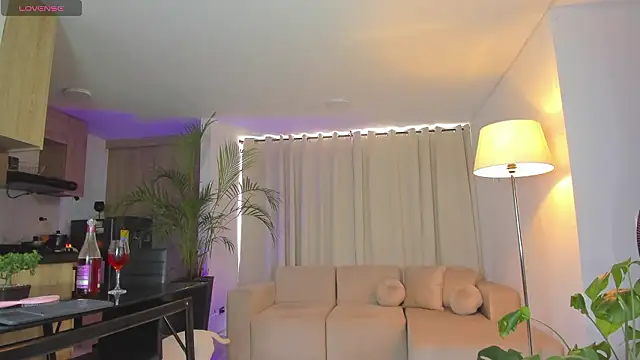 Aleja evangeline online show from March 2026 08:21:02 PM