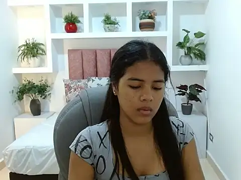 Lunilove   online show from March 2026 07:08:01 PM