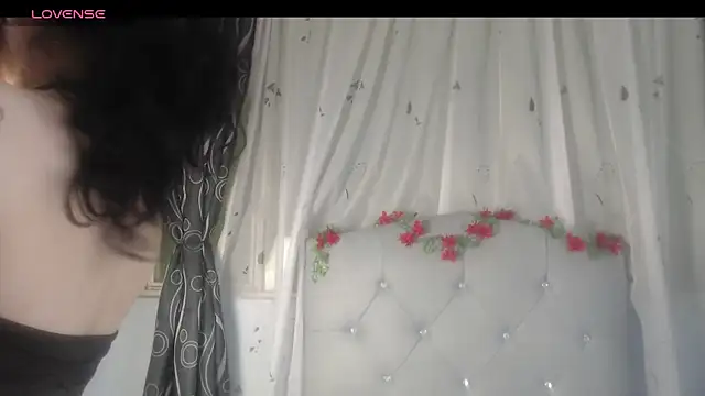 Snapshot of Victoria_Founta1 chatting on June 2026 09:17:02 PM Victoria Founta1 online show from June 2026 09:17:02 PM