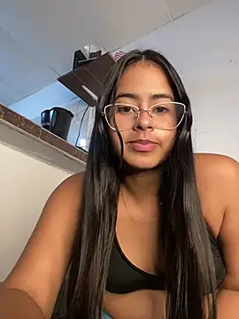 lucirganaxxx online show from March 2026 04:56:01 AM