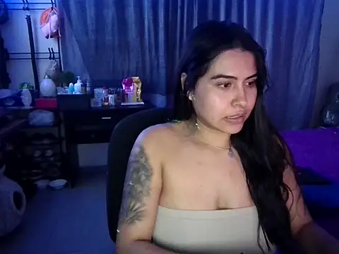 Snapshot of PeliNegraaa chatting on July 2026 03:56:01 AM PeliNegraaa online show from July 2026 03:56:01 AM